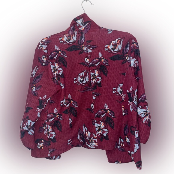 Maurice’s Maroon Open Front Floral Blazer, Large - Picture 2 of 3